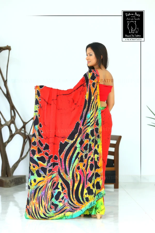 5DIV4233 Batik Saree