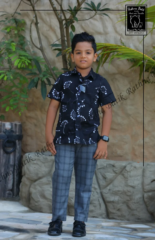 5DIV3779 Midnight Fern Kids Shirt