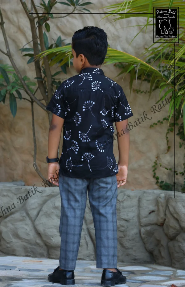 5DIV3781 Midnight Fern Kids Shirt
