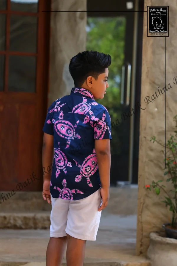 5DIV3964 Indigo Ocean Turtle Shirt