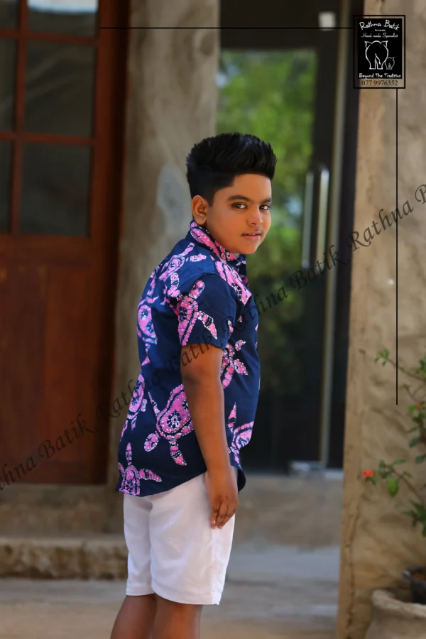 5DIV3965 Indigo Ocean Turtle Shirt