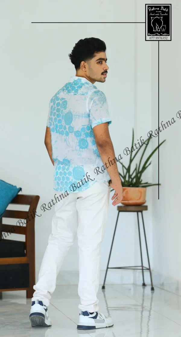5DIV4049 Azure Honeycomb Batik Shirt