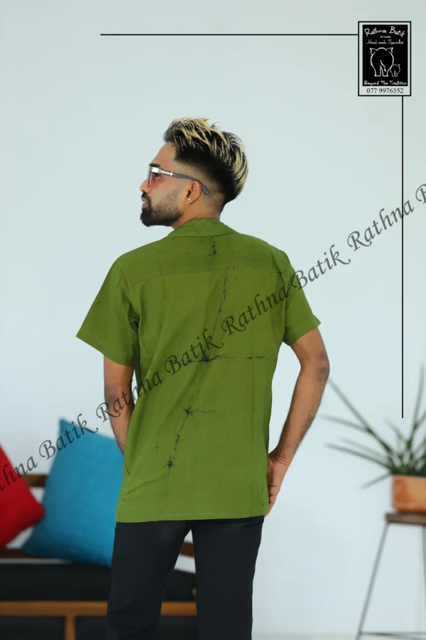 5DIV4145 Olive Canopy Tropical Parrot Batik Shirt